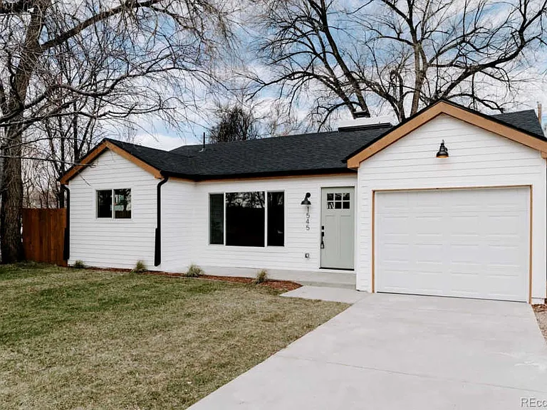 837639a229cd3f617ff205c50ef8d55f-cc_ft_768