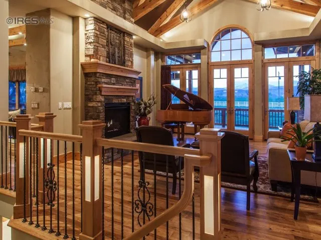 l5ce72e44-m4rd-w1280_h960